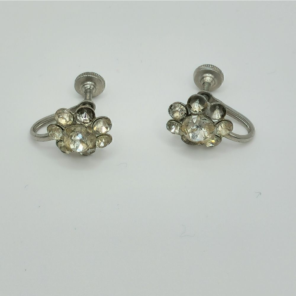 5/$25 Vintage silver crystal flower screwback earrings - Picture 5 of 11